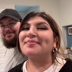 Meet your Posher, Selena